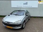 Peugeot 206 - 1.6-16V Automaat Kap defect