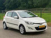 Hyundai i20 - 1.2i i-Deal /Trekhaak/Airco