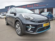 Kia e-Niro - DynamicLine 39 kWh , SOH 100 % , CLIMATR , CR CONTR , NAVI ,