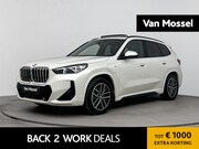 BMW X1 - xDrive25e | M-pakket | PANO | Head-up display | 360 Camera |