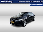 Audi A3 - Sportback 35 TFSI 150PK CoD Pro Line / Parkeersensoren Achte