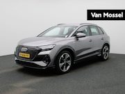 Audi Q4 e-tron - 35 S edition 55 kWh 170 PK | S-line | Automaat | Navigatie |