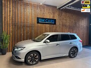 Mitsubishi Outlander - 2.0 PHEV Premium Camera, Trkhaak, Navi