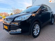 Ford Kuga - 1.5/Navi/Stoelverwarming/Trekhaak/Cruise-/Climate-c/Keyless/