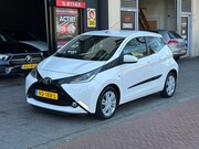 Toyota Aygo - 1.0 VVT-i x-play 5 Deurs Airco Camera