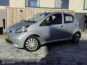 Toyota Aygo - 1.0-12V | apk 30-03-2027 | NAP| 5 deurs