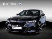 BMW 5-serie - 550 5 Serie 550e Sedan | M Sportpakket Pro | Comfort A