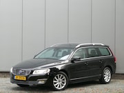 Volvo V70 - 2.0 T4 AUT Polar+ Schuifdak / Xenon / Trekhaak / Stoelverwar