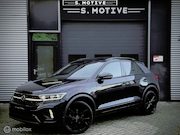 Volkswagen T-Roc - 1.5 TSI R-Line|Pano|Black-Style|IQ Lights|Stoelverwarming|