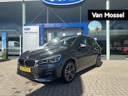 BMW 2-serie Active Tourer - 218i Executive Edition | Trekhaak | Leder | Camera | Head-up