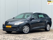 Renault Mégane - 2.0 Bose AUTOMAAT NAVI CAMERA KEYLESS