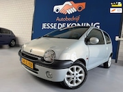 Renault Twingo - 1.2-16V Initiale. Airco. NAP met 120.942 km. APK tot 10-2026