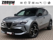 Alfa Romeo Junior - 1.2 Turbo 136 PK Ibrida Speciale | Techno | Pano | Camera |