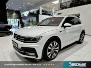 Volkswagen Tiguan - 1.5 TSI ACT R-line | Panoramadak | Massage | Adaptieve cruis