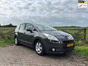 Peugeot 5008 - 1.6 THP Family 7p. Lage KM Stand