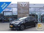 Toyota Yaris - 1.5 HYBRID DYNAMIC AFN-TREKHAAK LM-VELGEN ANDROID/APPLE STOE