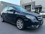Mercedes-Benz B-klasse - 180 Ambition AUTOMAAT / PANORAMA DAK