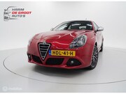 Alfa Romeo Giulietta - QV 1750tbi Rosso comp/Pano/Xenon/Navi