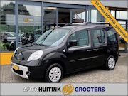 Renault Kangoo - 1.6-16V Rolstoelauto - luchtvering en lier - 4 + 1 - camer