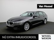 BMW 5-serie - Touring 530e 215kW xDrive Auto | Achteruitrijcamera | Apple