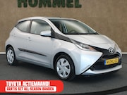 Toyota Aygo - 1.0 VVT-i x-play - ORIGINEEL NEDERLANDSE AUTO - CAMERA - AIR