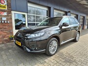 Mitsubishi Outlander - 2.4 PHEV INTENSE+, Trekhaak, Carplay, 360 Camera, Zonnedak, 