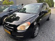 Hyundai Accent - 1.6i Dynamic AIRCO