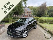 Volkswagen T-Roc - 1.5 TSI Sport | Camera | Keyless | Viritual Dash | Adaptive 