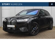 BMW iX - xDrive40 High Executive / Sportpakket / Panoramadak Sky Loun