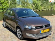Volkswagen Polo - 1.4-16V Comfortline Automaat airco achteruit camera navigati