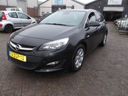 Opel Astra - Sports Tourer 1.4 Turbo Business +