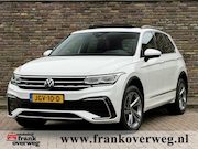 Volkswagen Tiguan - 1.4 TSI eHybrid R-LINE Panodak 94% SOH Head-Up Keyless