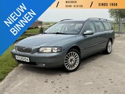 Volvo V70 - 2.4 Comfort Line | APK tot 05-2027 | TREKHAAK | AIRCO | CRUI