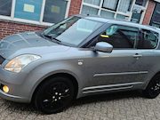 Suzuki Swift - 1.5 Exclusive airco jaar apk