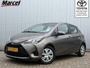 Toyota Yaris - 1.5 Hybrid Design NL Auto Dealer Onderhouden Navi Clima Crui