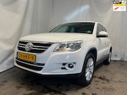 Volkswagen Tiguan - 1.4 TSI Sport&Style 4Motion SCHADEAUTO