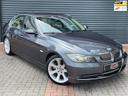 BMW 3-serie - 330i High Executive Trekhaak | Navi | Youngtimer | Aut | Pdc