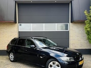 BMW 3-serie - 318i High Executive|Navi|6 Bak|Airco|LM