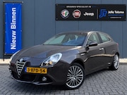 Alfa Romeo Giulietta - 1.4 T Distinctive Lusso | Automaat | Schakelflippers | Clima