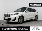 BMW X1 - xDrive25e | M-pakket | PANO | Head-up display | 360 Camera |