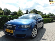 Audi A3 - 1.6 FSI Ambiente , 1e Eigenaar , Clima / Navi-Multimedia / S