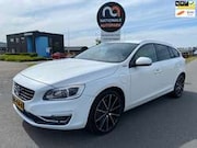 Volvo V60 - 2015 * 2.4 D5 Twin Engine Special Edition *APK * E