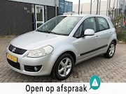 Suzuki SX4 - 1.6 Exclusive Clima Keyless 2006