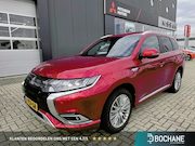 Mitsubishi Outlander - 2.4 PHEV Instyle | 360° camera | Trekhaak | Open dak |