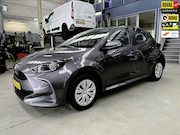 Toyota Yaris - 1.5 Hybrid Active | Apple carplay / Android auto | Navigatie
