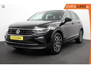 Volkswagen Tiguan - 1.5 TSI 150pk Automaat Life Navigatie Apple Carplay/Android