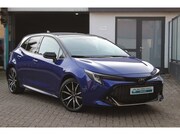 Toyota Corolla - Hybrid 140 GR Sport Bi Tone Navigatie, BSM, Apple Carplay / 