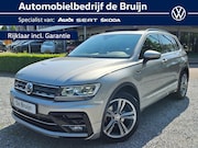 Volkswagen Tiguan - 1.5 TSI 150pk DSG R-Line (Pano, Leer, Navi, Led)