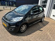 Peugeot 107 - 1.0 Première Leuke complete auto met weinig kilometers