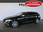 Volvo V60 - 2.0 D3 Nordic R-Design Automaat Clima Trekhaak Navigatie Cru